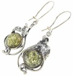 Сережки з зеленим камінням бурштину